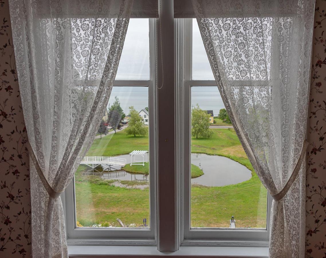 St. Martins Country Inn & Vaughan'S Restaurant Eksteriør billede